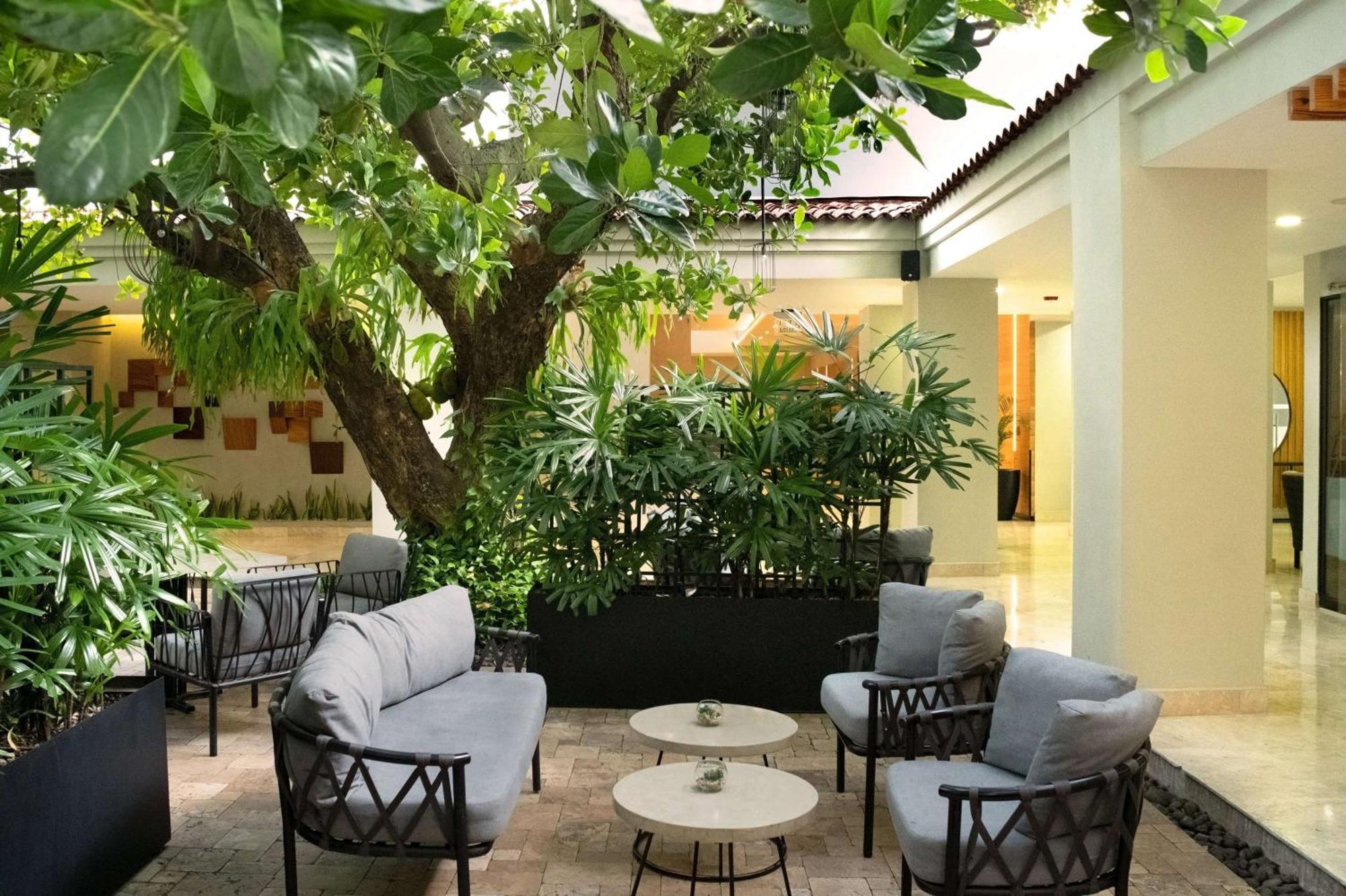 Hilton San Salvador Hotel Ngoại thất bức ảnh